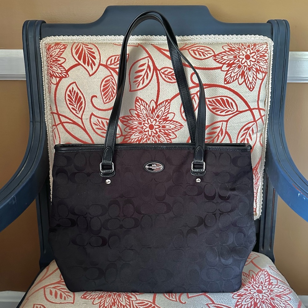 Black Coach Signature Logo Tote Purse